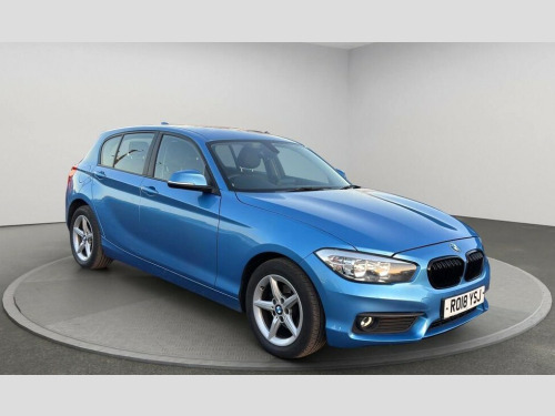 BMW 1 Series  1.5 118i SE Hatchback 5dr Petrol Manual Euro 6 (s/s) (136 ps)