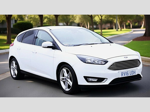 Ford Focus  1.0T EcoBoost Titanium Hatchback 5dr Petrol Manual Euro 6 (s/s) (125 ps)