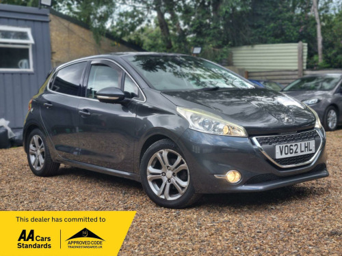 Peugeot 208  1.4 VTi Allure Euro 5 5dr