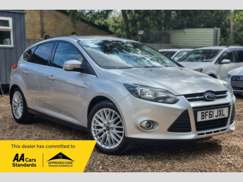 Ford Focus  1.6 Zetec Euro 5 5dr