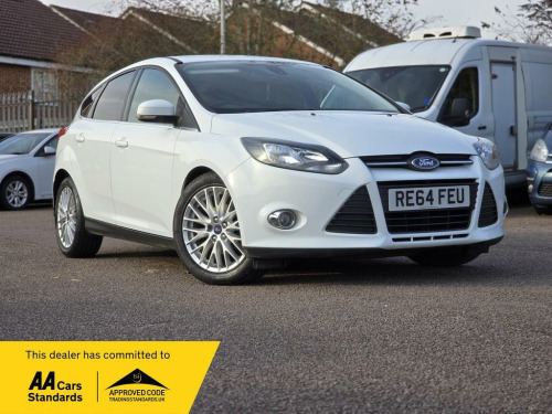 Ford Focus  1.0T EcoBoost Zetec Euro 5 (s/s) 5dr