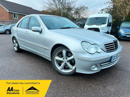 Mercedes-Benz C-Class C180 Kompressor 1.8 C180 Kompressor Avantgarde SE 4dr