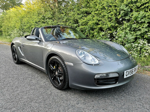Porsche Boxster 24V 2-Door
