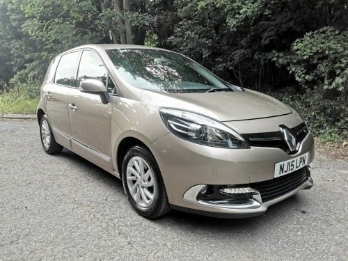 Renault Scenic  DYNAMIQUE TOMTOM ENERGY DCI S/S 5-Door