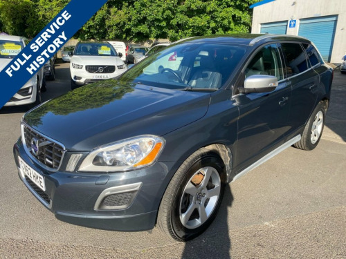 Volvo XC60  2.4 D4 R-Design Nav SUV 5dr Diesel Geartronic AWD 
