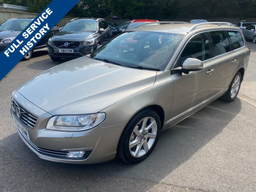 Volvo V70  2.4 D5 SE Lux Estate 5dr Diesel Geartronic Euro 5 