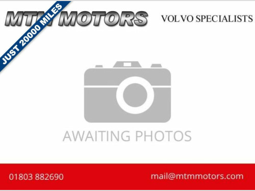 Volvo V40  2.0 T3 R-Design Pro Hatchback 5dr Petrol Manual Eu