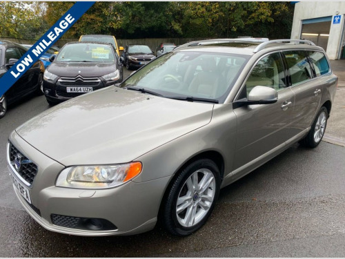 Volvo V70  2.0 D4 SE Lux Estate 5dr Diesel Manual Euro 5 (s/s 