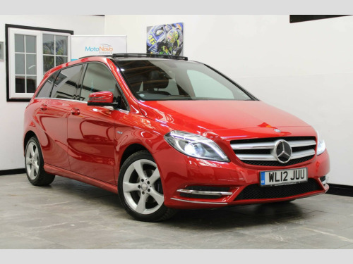 Mercedes-Benz B-Class B200 B200 BlueEFFICIENCY Sport 5dr Auto