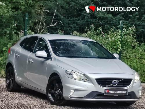 Volvo V40  2.0 D2 R-Design Lux Hatchback 5dr Diesel Auto Euro 6 (s/s) (120 ps)