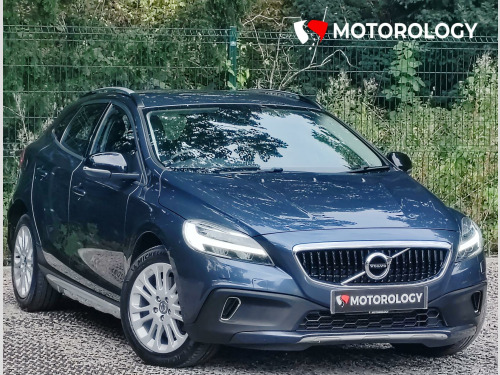 Volvo V40  2.0 D2 Nav Plus Hatchback 5dr Diesel Manual Euro 6 (s/s) (120 ps)