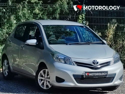 Toyota Yaris  1.33 Dual VVT-i TR Hatchback 5dr Petrol Manual Euro 5 (101 ps)