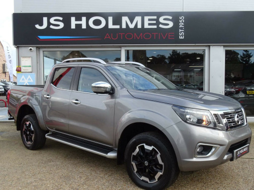 Nissan Navara  Double Cab Pick Up Tekna 2.3dCi 190 TT 4WD Auto