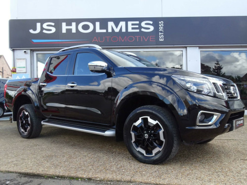 Nissan Navara  Double Cab Pick Up Tekna 2.3dCi 190 TT 4WD Auto