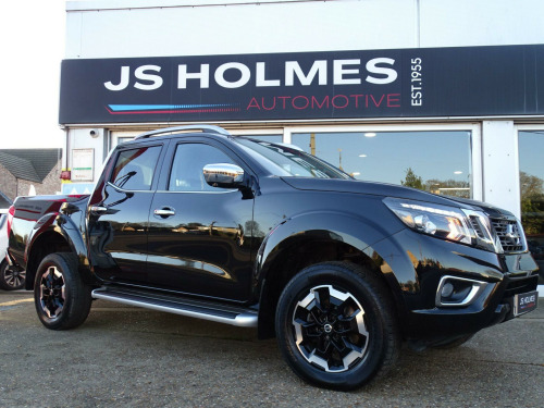 Nissan Navara  Double Cab Pick Up Tekna 2.3dCi 190 TT 4WD