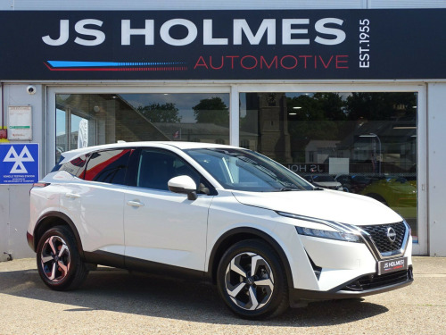 Nissan Qashqai  1.3 DiG-T MH N-Connecta 5dr