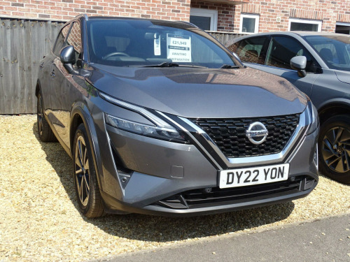 Nissan Qashqai  1.3 DiG-T MH 158 Tekna 5dr Xtronic