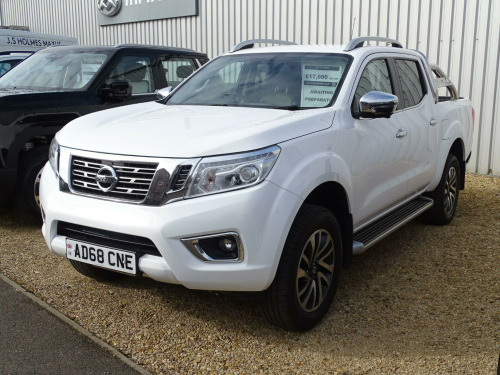 Nissan Navara  Double Cab Pick Up Tekna 2.3dCi 190 4WD Auto