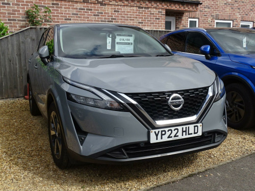 Nissan Qashqai  1.3 DiG-T MH N-Connecta 5dr