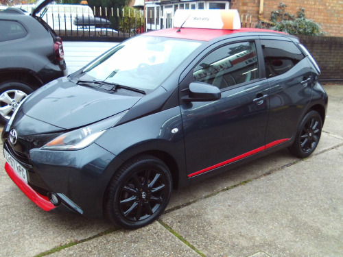 Toyota AYGO  1.0 VVT-i X-Press 5dr