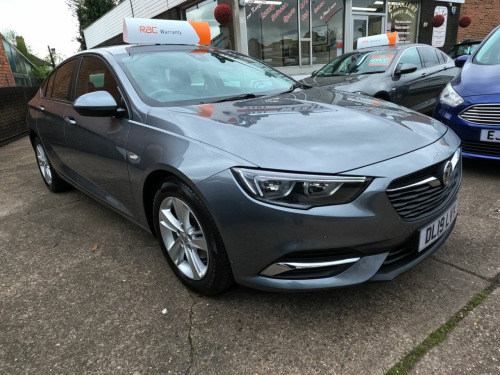 Vauxhall Insignia  1.5T Design Nav 5dr