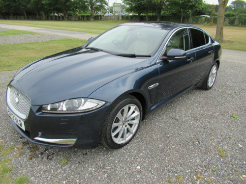 Jaguar XF  3.0d V6 Premium Luxury 4dr Auto [Start Stop]
