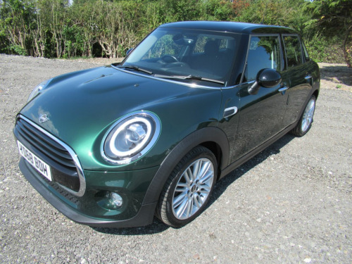 MINI Hatchback  1.5 Cooper D II 5dr