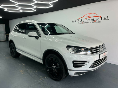 Volkswagen Touareg  3.0 TDI V6 BlueMotion Tech R-Line Tiptronic 4WD Euro 6 (s/s) 5dr 