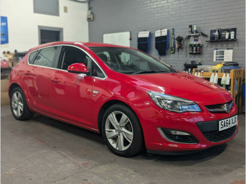 Vauxhall Astra  1.6 16v SRi Euro 5 5dr