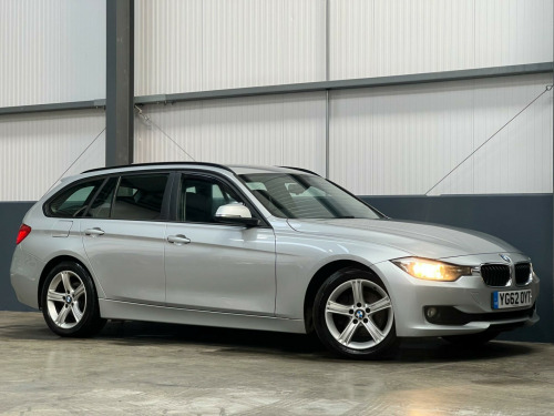 BMW 3 Series  2.0 320d SE Touring Euro 5 (s/s) 5dr