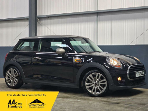 MINI Hatch  1.5 Cooper Seven Euro 6 (s/s) 3dr