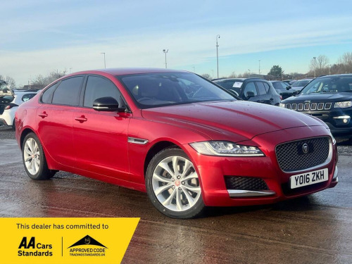Jaguar XF  2.0d Portfolio Auto Euro 6 (s/s) 4dr 