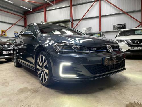 Volkswagen Golf  1.4 TSI 8.7kWh GTE Advance DSG Euro 6 (s/s) 5dr