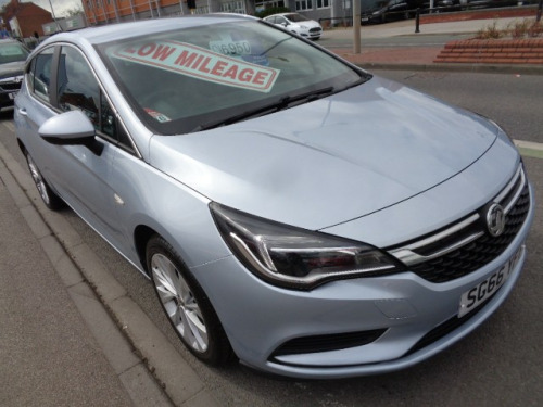Vauxhall Astra  1.4i 16V Energy 5dr SG66YFY