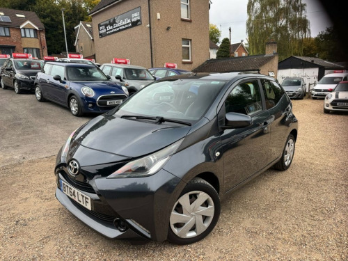 Toyota AYGO  1.0 VVT-i x-play Hatchback 5dr Petrol x-shift Euro