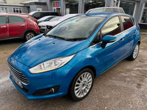 Ford Fiesta  1.0T EcoBoost Titanium Euro 5 (s/s) 5dr