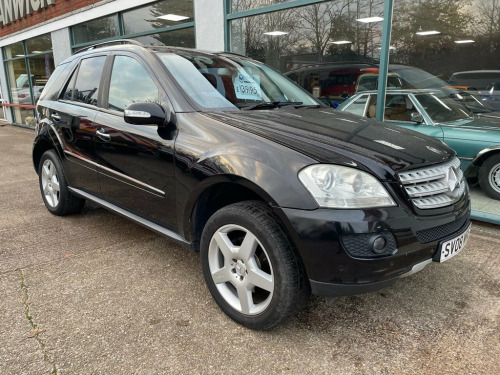 Mercedes-Benz M-Class ML320 3.0 ML320 CDI Sport SUV 5dr Diesel 7G-Tronic (249 