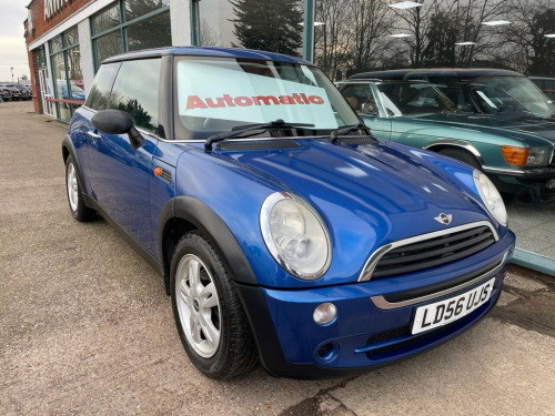 MINI Hatch  1.6 One Hatchback 3dr Petrol CVT Euro 4 (90 bhp)