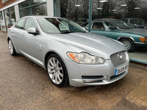 Jaguar XF  2.7d V6 Premium Luxury Saloon 4dr Diesel Auto Euro