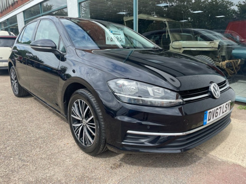 Volkswagen Golf  1.6 TDI SE Nav Hatchback 5dr Diesel Manual Euro 6 