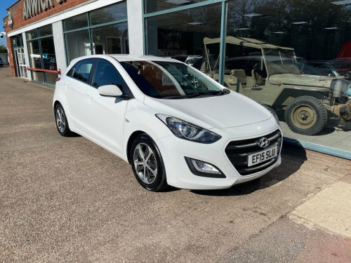 Hyundai i30  1.4 Blue Drive SE Hatchback 5dr Petrol Manual Euro