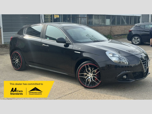 Alfa Romeo Giulietta 1.4 TB MultiAir QV Line Hatchback 5dr Petrol Manual Euro 6 (s/s) (170 bhp)