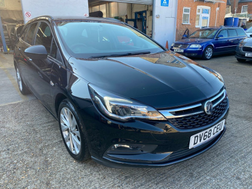 Vauxhall Astra  1.0i Turbo ecoTEC Tech Line Nav Sports Tourer Euro 6 (s/s) 5dr
