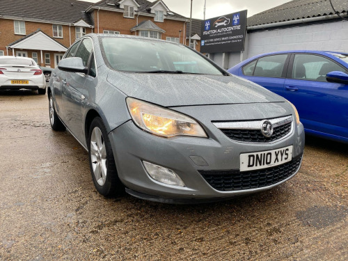 Vauxhall Astra  1.6 16v SRi Auto Euro 5 5dr