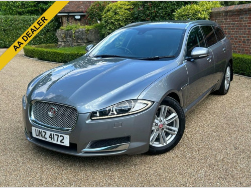 Jaguar XF  2.2 D LUXURY SPORTBRAKE 5d 163 BHP