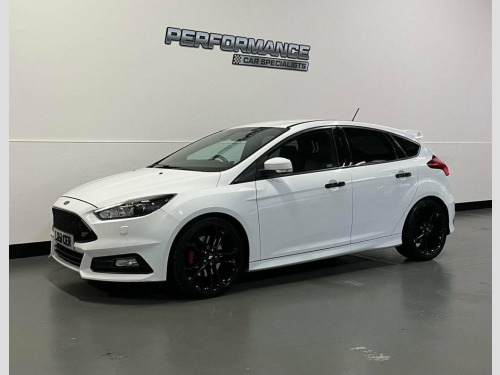 Ford Focus  2.0T EcoBoost ST-3 Hatchback 5dr Petrol Manual Eur