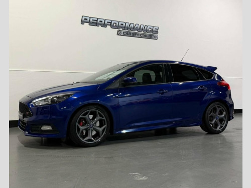 Ford Focus  2.0T EcoBoost ST-3 Hatchback 5dr Petrol Manual Eur