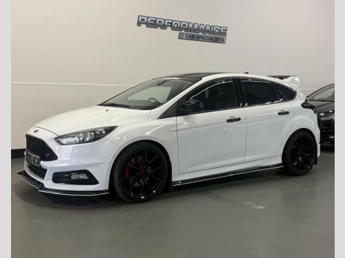 Ford Focus  2.0 TDCi ST-2 Hatchback 5dr Diesel Manual Euro 6 (