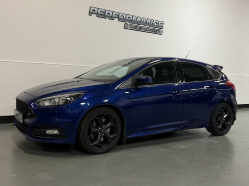 Ford Focus  2.0T EcoBoost ST-2 Hatchback 5dr Petrol Manual Eur