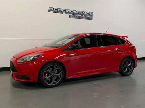 Ford Focus  2.0T EcoBoost ST-2 Hatchback 5dr Petrol Manual Eur